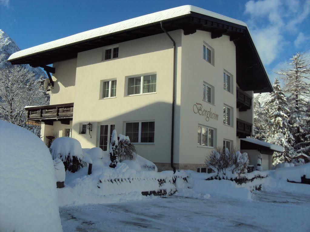 Gasthaus Bergheim Pertisau Exterior foto